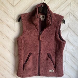 The North Face Campshire Sherpa fleece vest